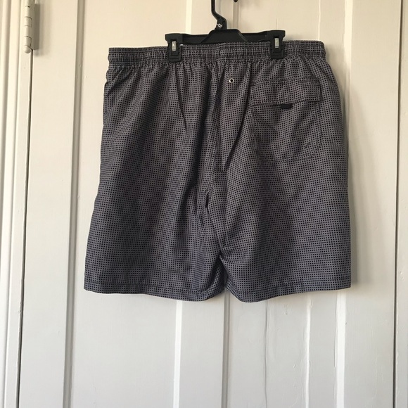 Men’s Swim Trunks - Picture 2 of 3